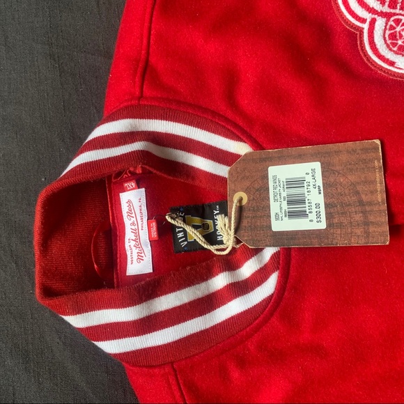 Mitchell and Ness Detroit Red Wings Jacket - Picture 2 of 5